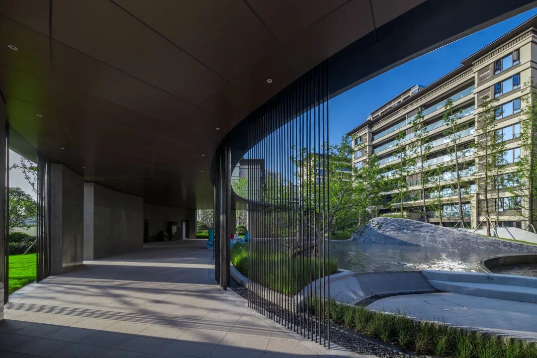 归心交付｜重庆融创文旅城实景兑现，予城市惬意生活-17