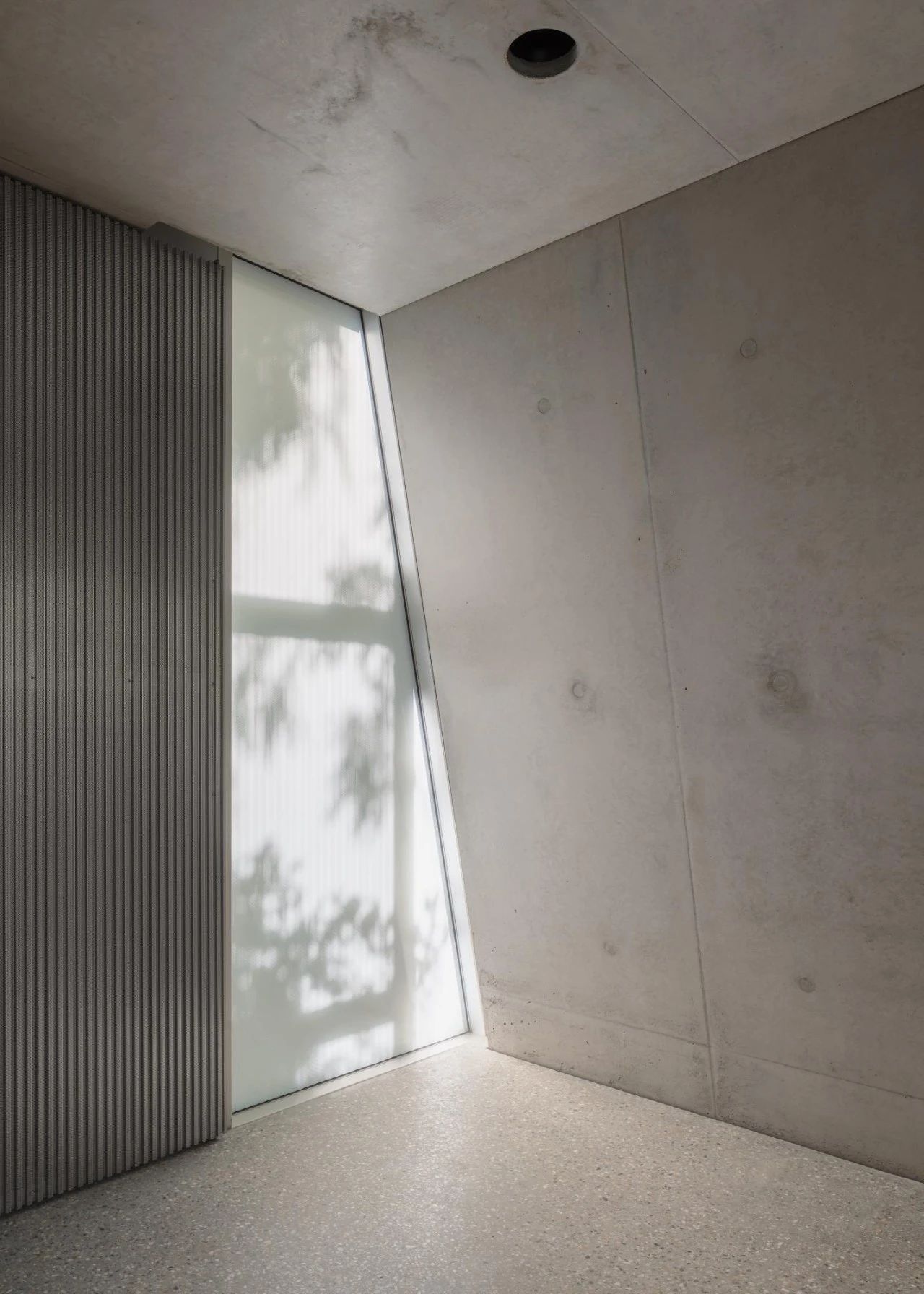 加维亚的房子丨巴西里约热内卢丨gru.a-84