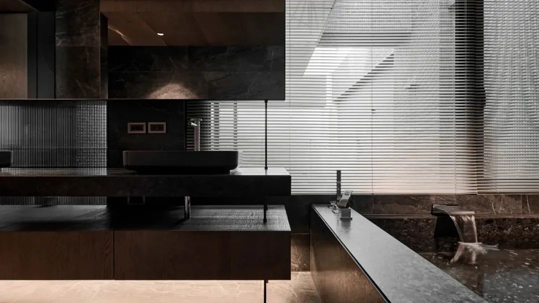 320㎡当代轻奢深色系私宅丨唐忠汉-30