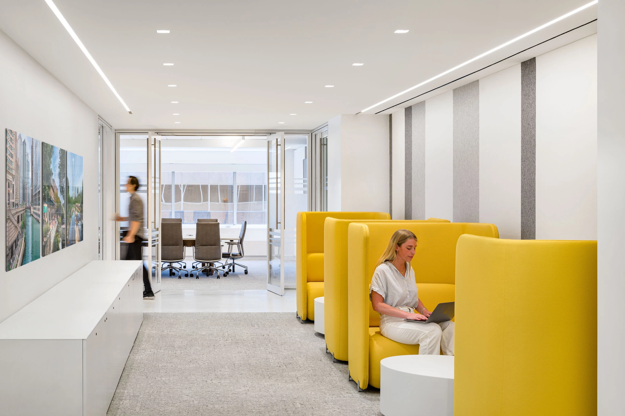 跨国保险公司的现代办公空间丨美国康涅狄格丨MKDA-13