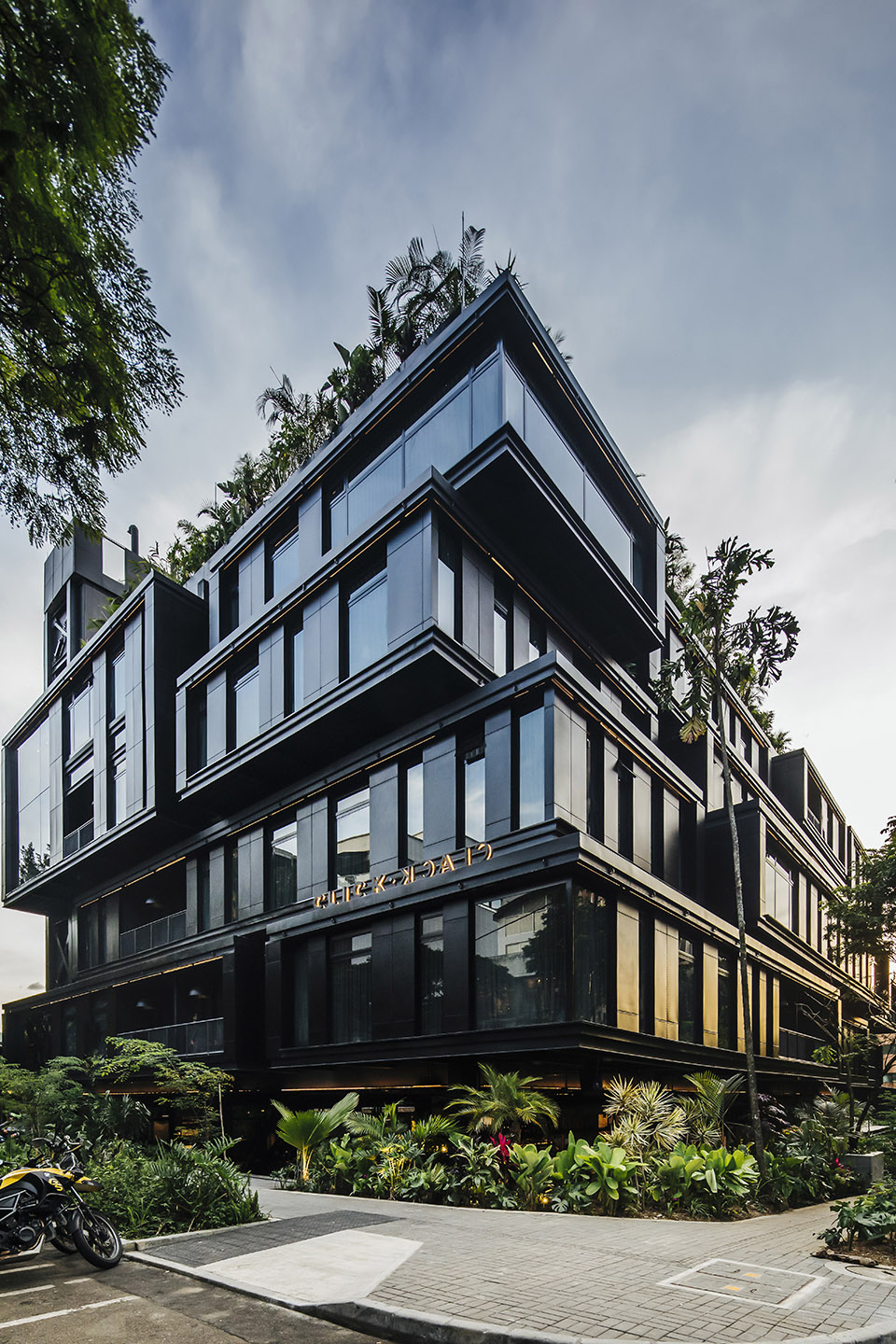 麦德林Click Clack酒店,哥伦比亚 / Plan:B Arquitectos-84