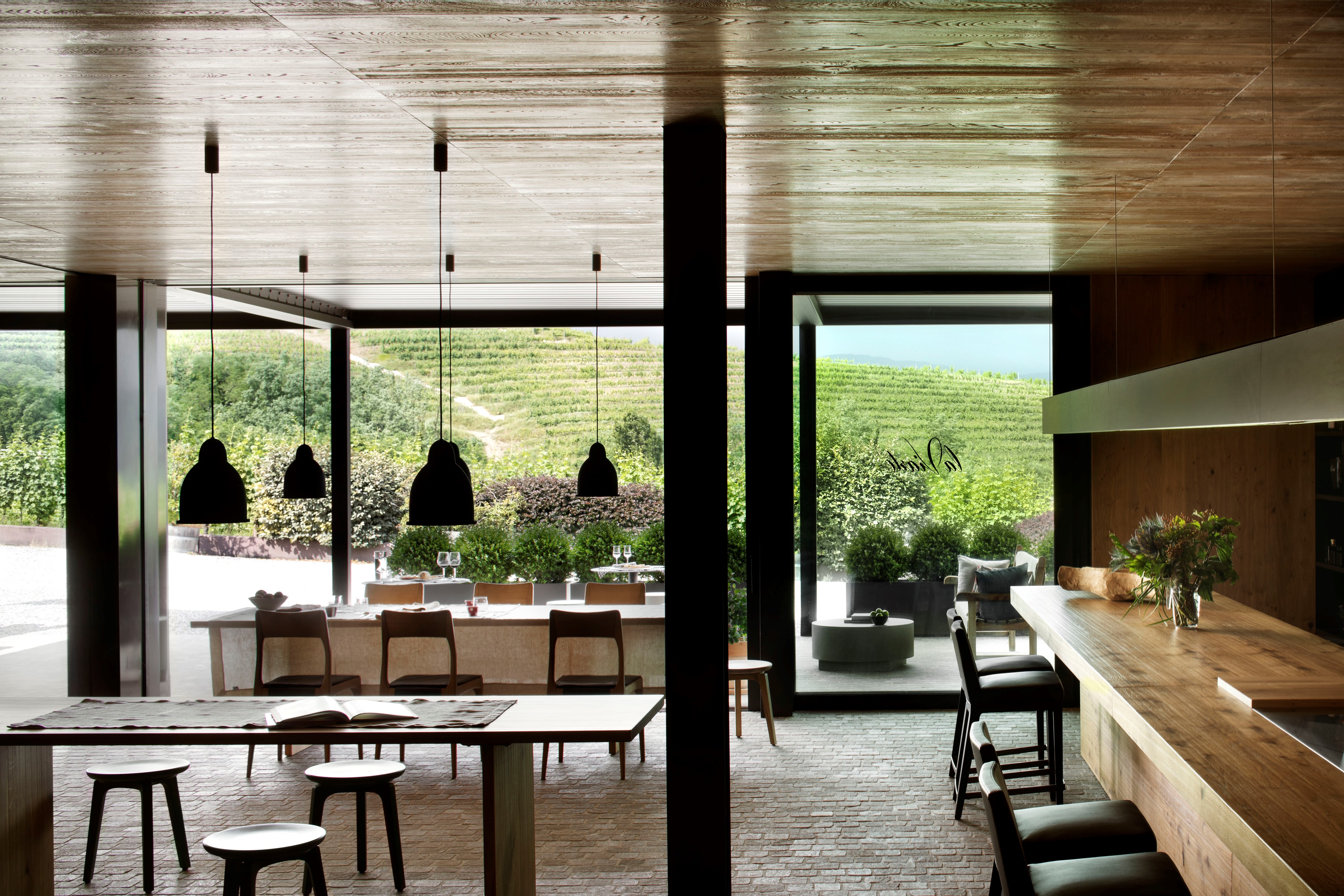 意大利 LaViarte 酒庄现代室内设计，融入自然风光与传统元素-8