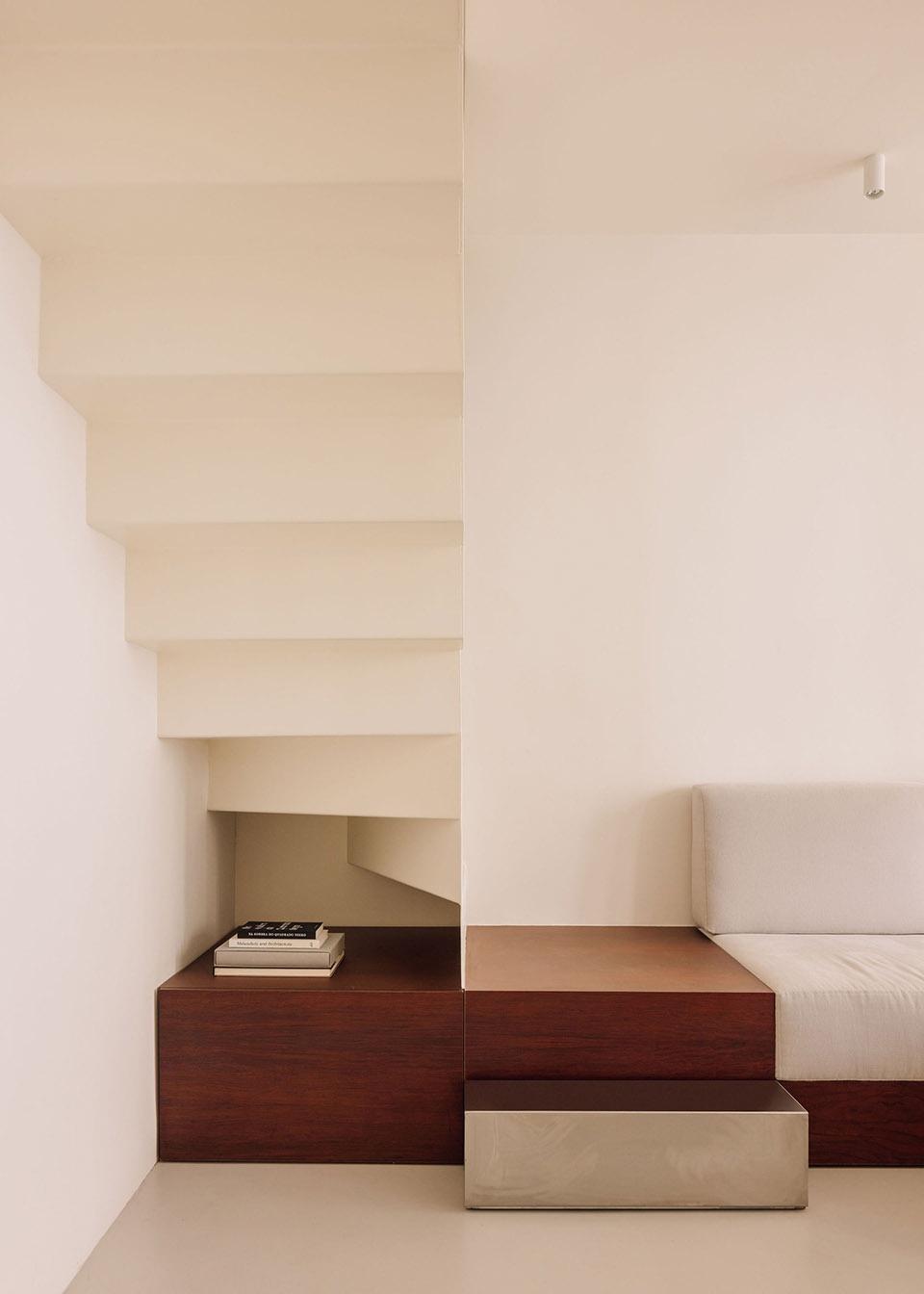 AR 公寓室内设计丨葡萄牙里斯本丨Rita Aguiar Rodrigues 等-13