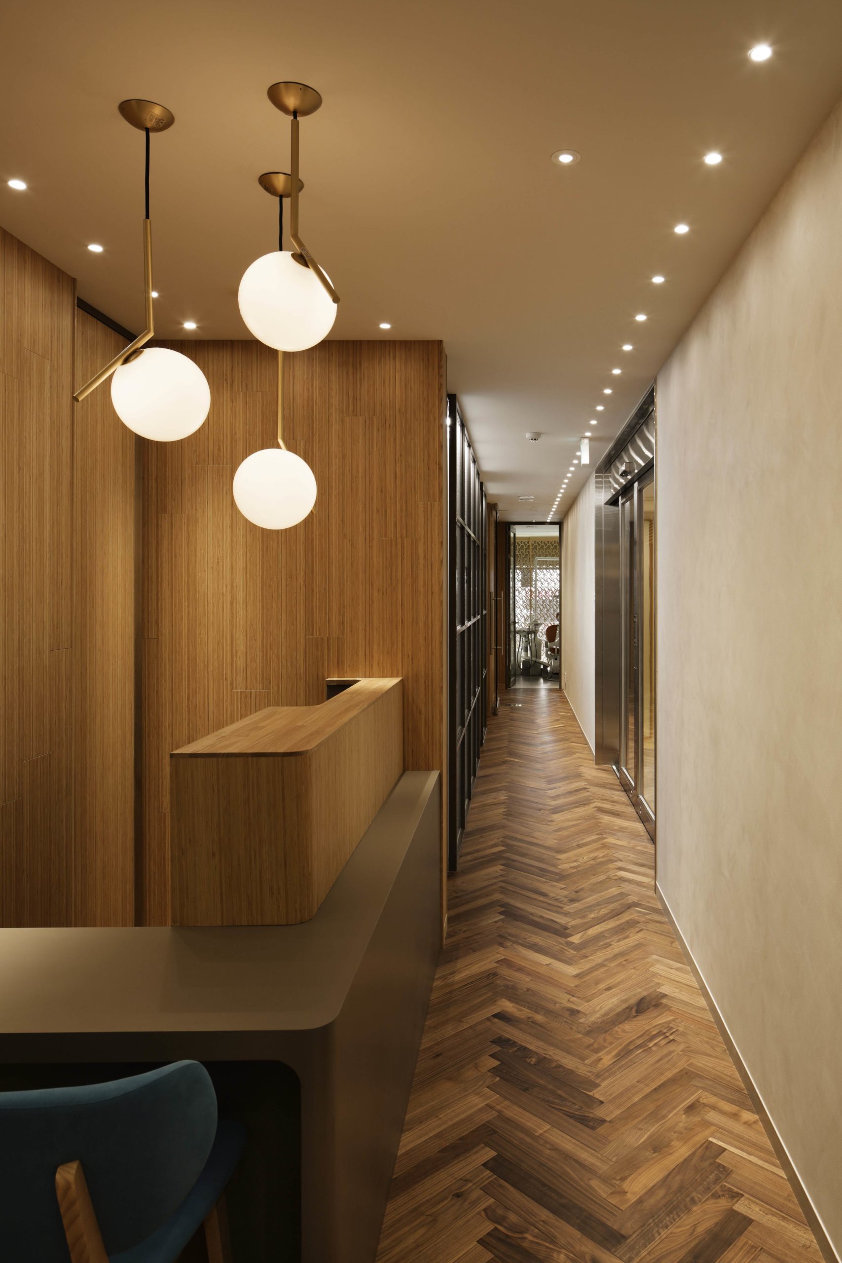 AKIYAMA DENTAL OFFICE - brownbag-5