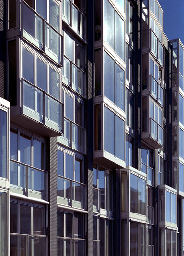 德西雷嫩，布雷达市布根奥松镇（注：Bergen op Zoom一般意译为布根奥松，它是荷兰北布拉班特省的一个市镇；由于De Sirenen可能是特定的地点、建筑等名称，缺乏更多背景下只能音译为德西雷嫩 ） 丨荷兰-9