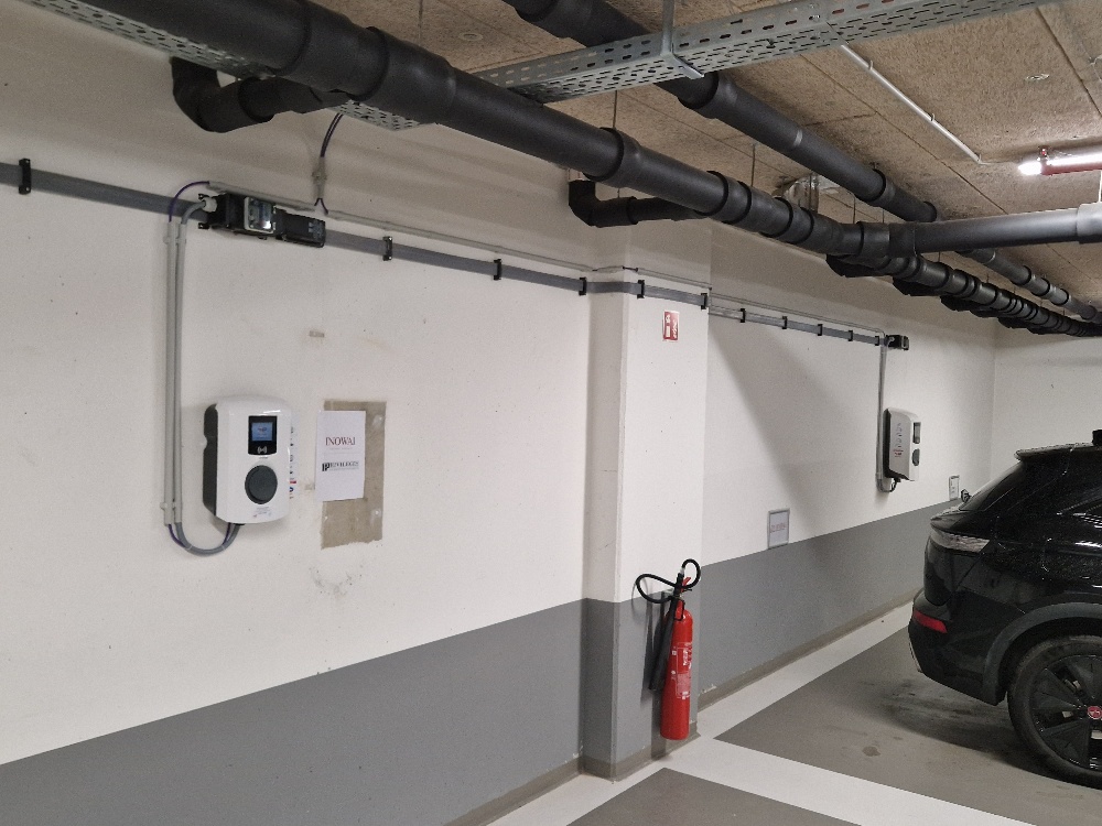 White Pearl写字楼充电设施项目丨卢森堡丨Arlette Schneiders建筑事务所-1