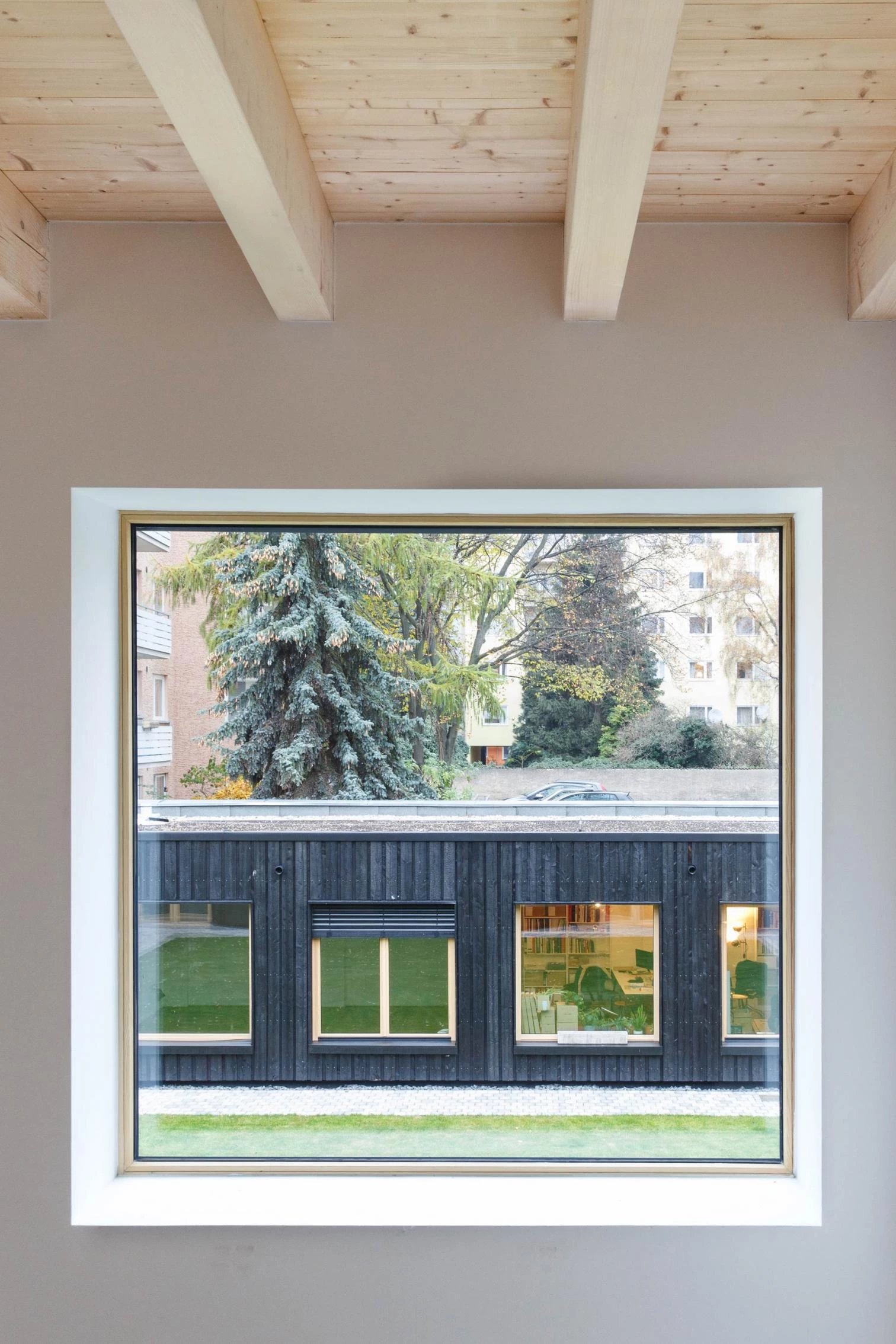 柏林旧锁匠铺改造丨德国柏林丨艺术家和创意人士团体-21