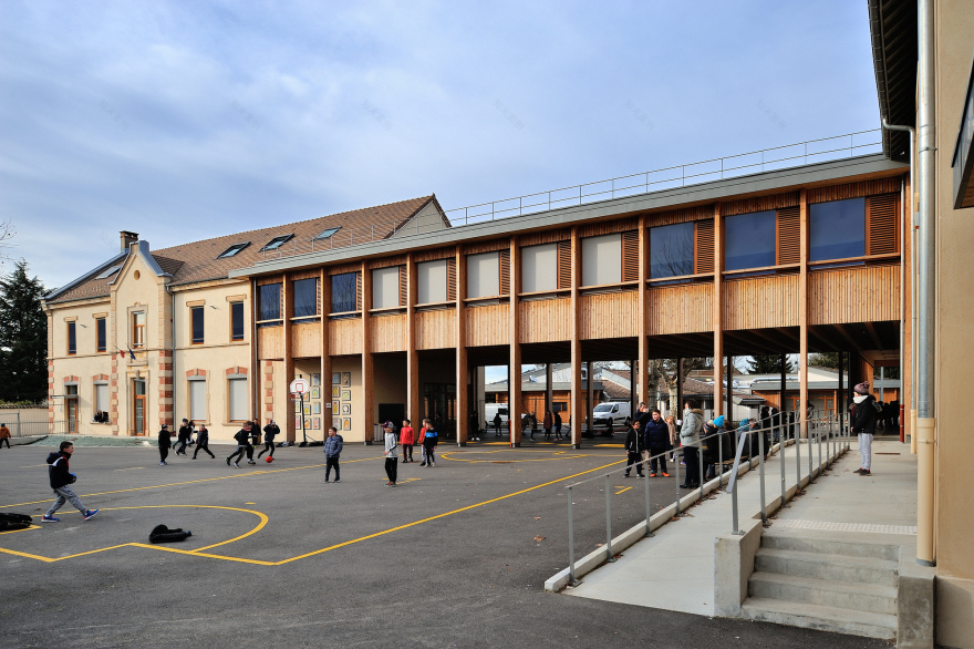 法国Le Grand Lemps小学丨Brenas Doucerain Architectes-15