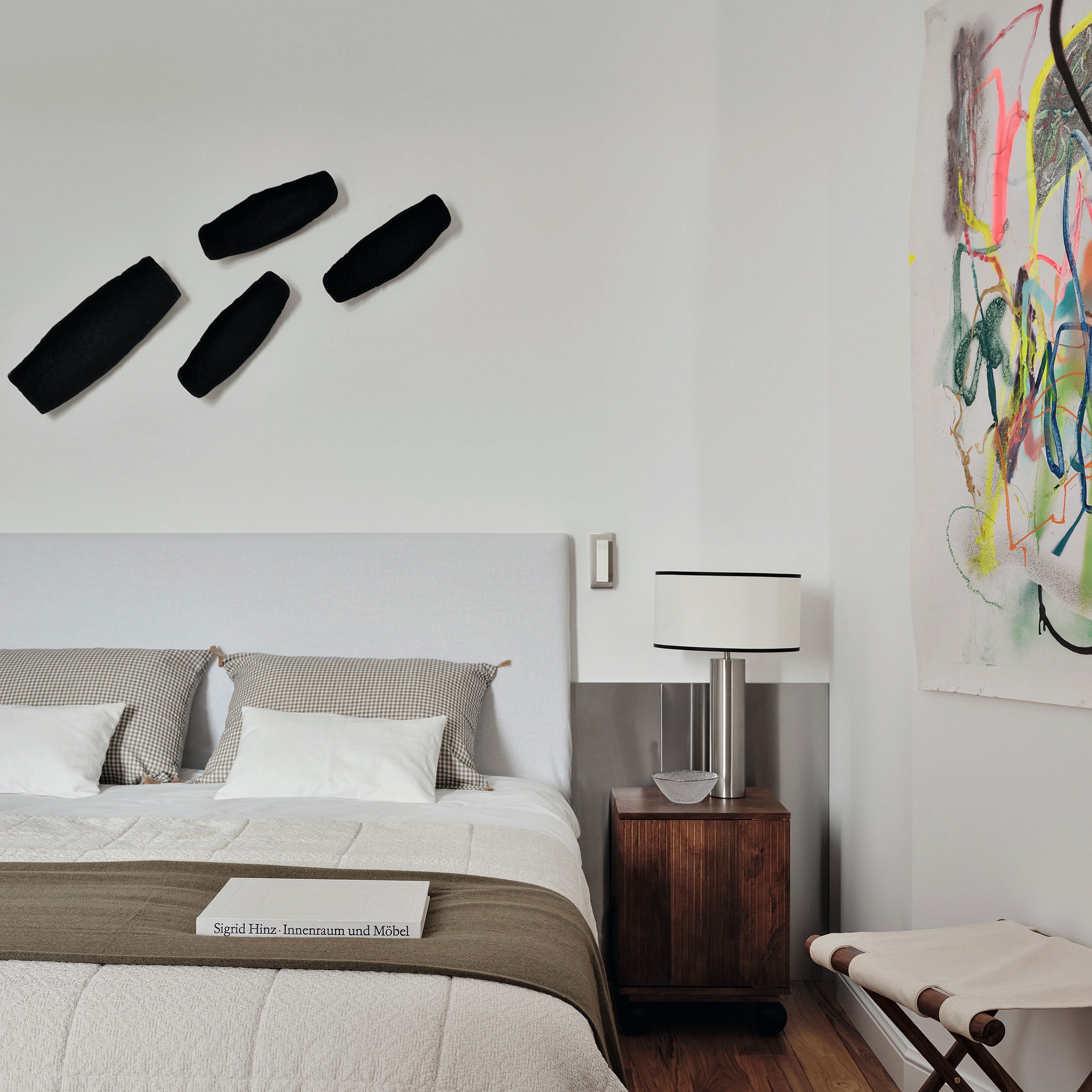 圣彼得堡 85 平米公寓 | 极简与传统的完美融合-0