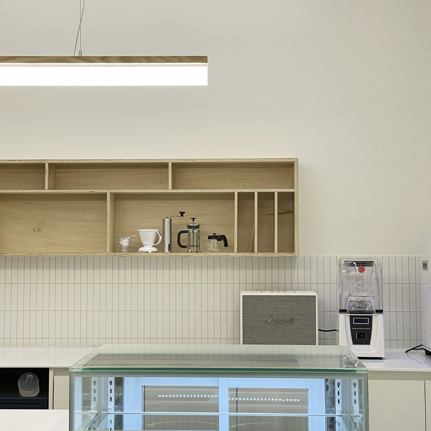 18 平米极简咖啡厅，呈现温馨早午餐空间-8