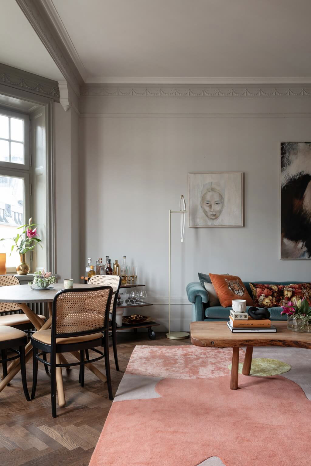 瑞典斯德哥尔摩公寓 | 经典与现代的完美融合-4