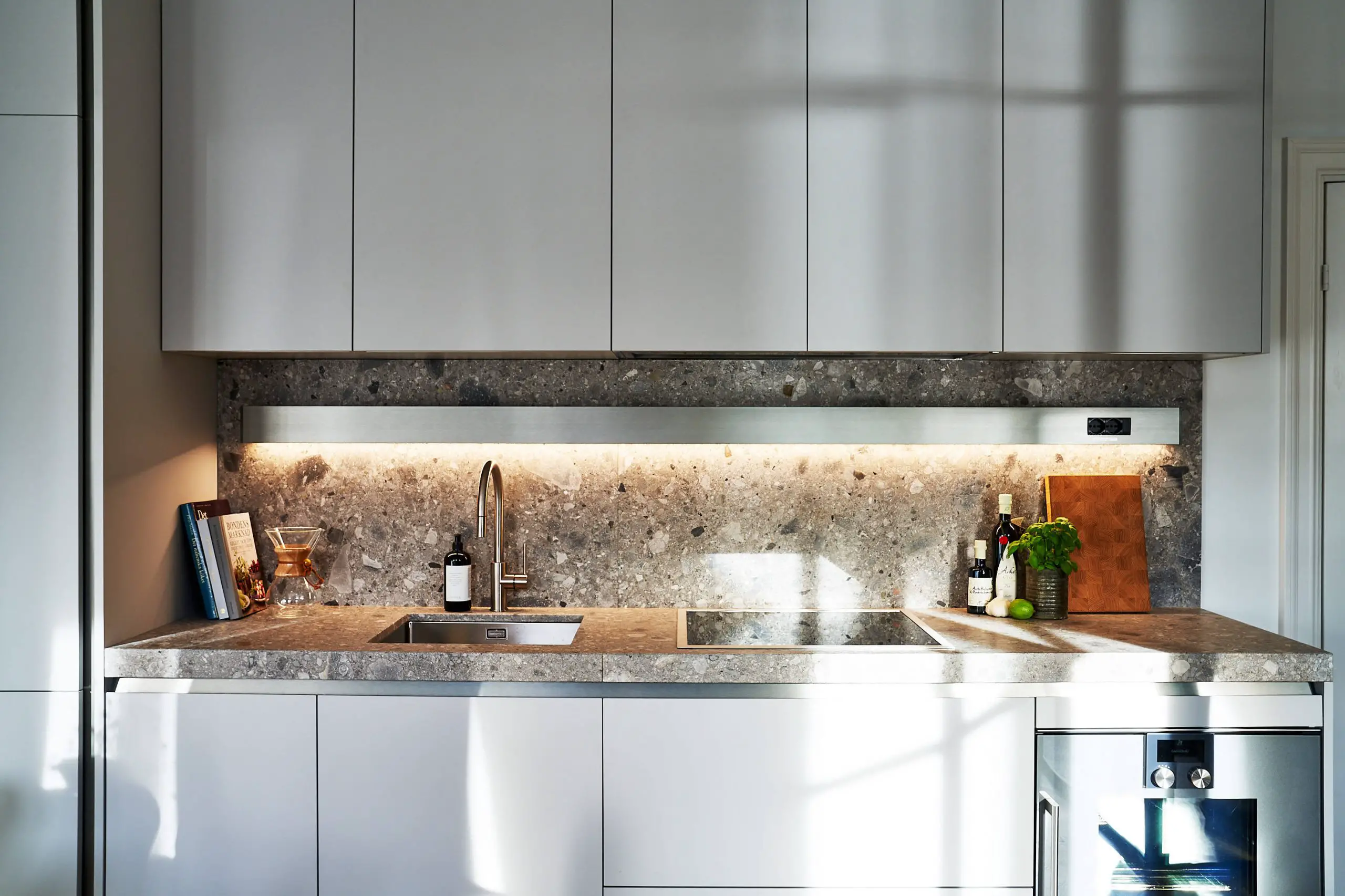 老建筑中的现代绿意，45 平米公寓的宽敞之选-9