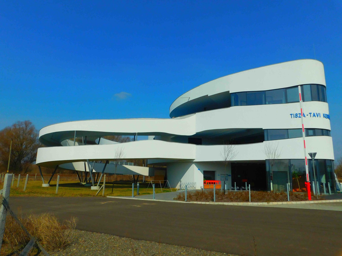 Cycling Center   Ferdinand and Ferdinand Architects-48