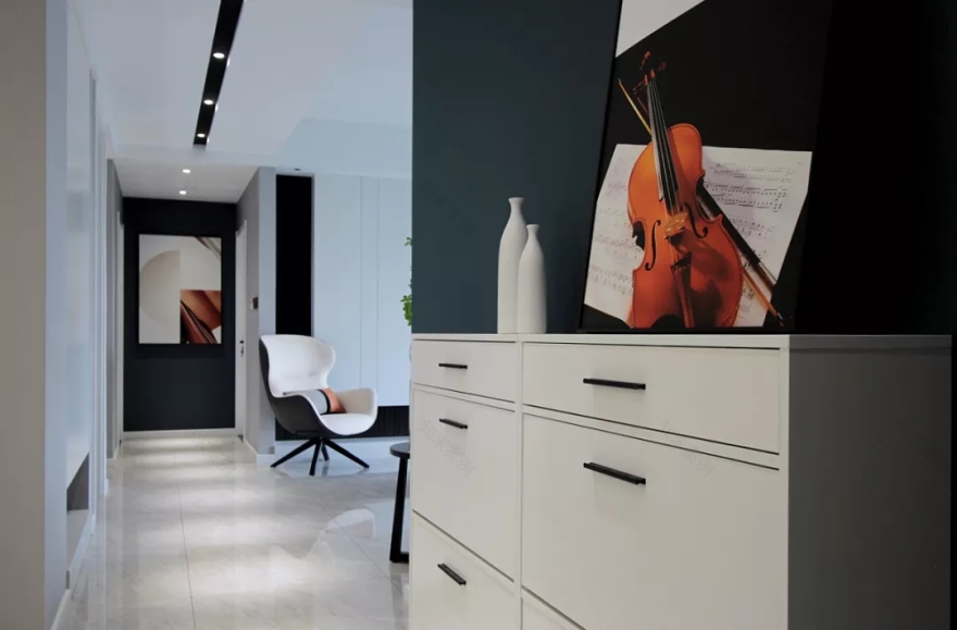 充满现代精致与舒适的住宅-4