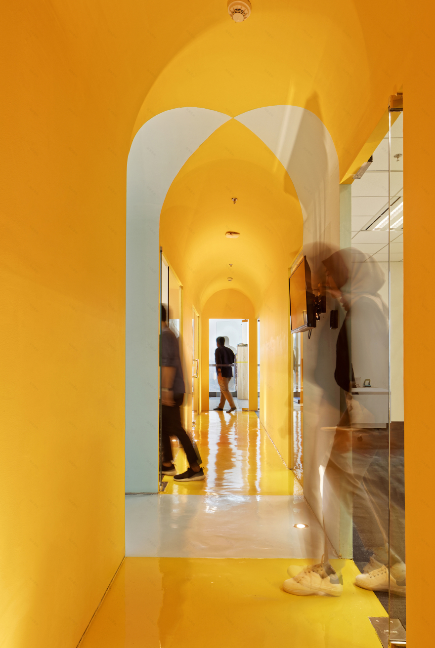 Finole · DELUTION · 金融公司办公室的活力设计-20