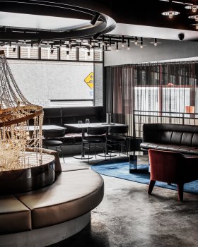 Carr Design 打造墨尔本剧院区沉浸式酒店 Lancemore Crossley