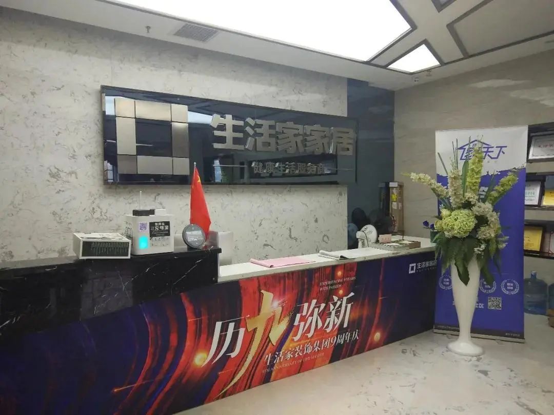 140m²现代简约三室,无玄关空间储物设计案例-1