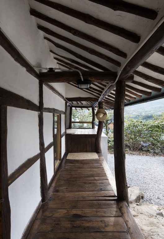 韩国乡村别墅的奇妙改造-22