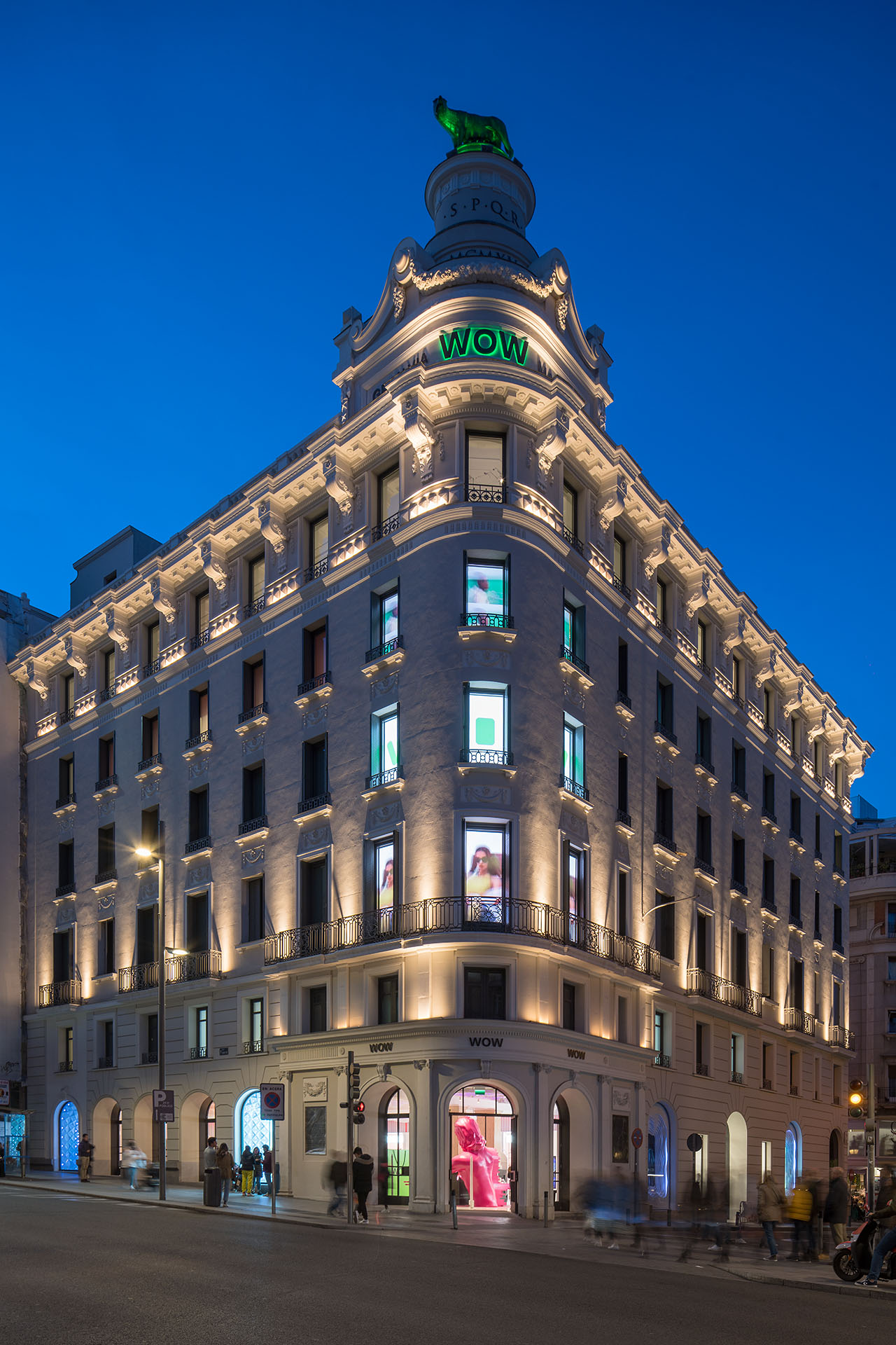 WOW 在线购物体验店丨西班牙马德里丨External Reference-47