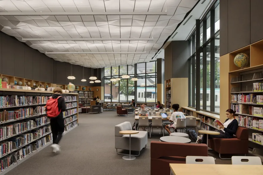 林肯高中丨美国波特兰丨Bora Architecture & Interiors-9