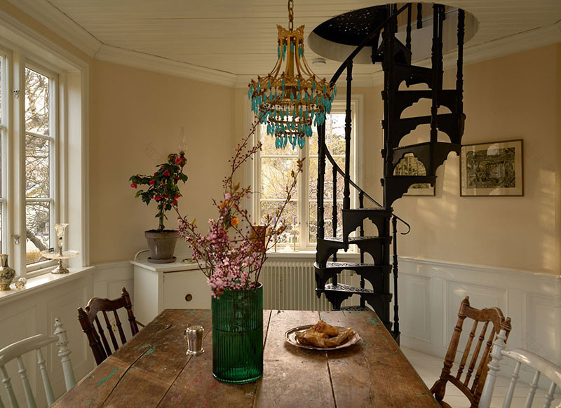 瑞典乡村小屋 | 塔楼与屋顶露台完美融合-22