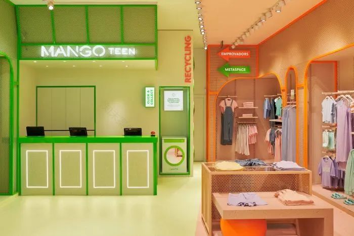 梦幻空间 · Mango Teen 商店的创意设计丨西班牙巴塞罗那丨Masquespacio-3