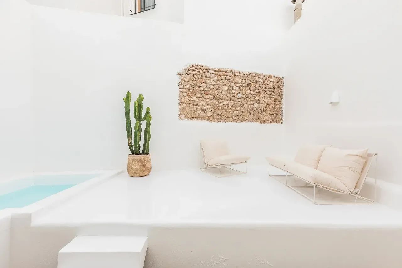 极简奶油风,宁静的理想家丨Anne Guinault-23