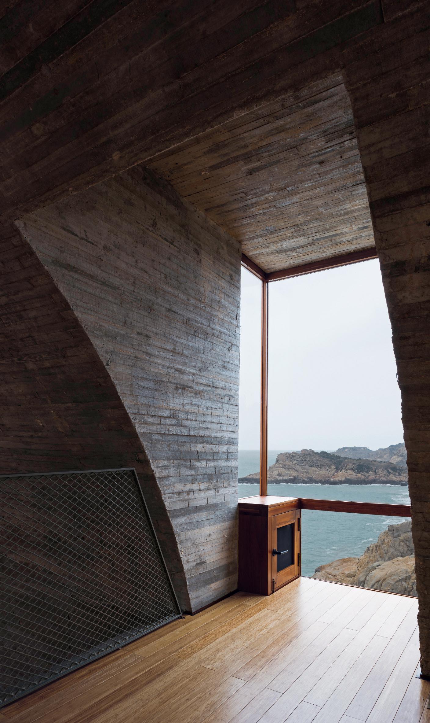 福州船长之家 | 海滨旧宅新生，打造光影交织的海港之灯-11