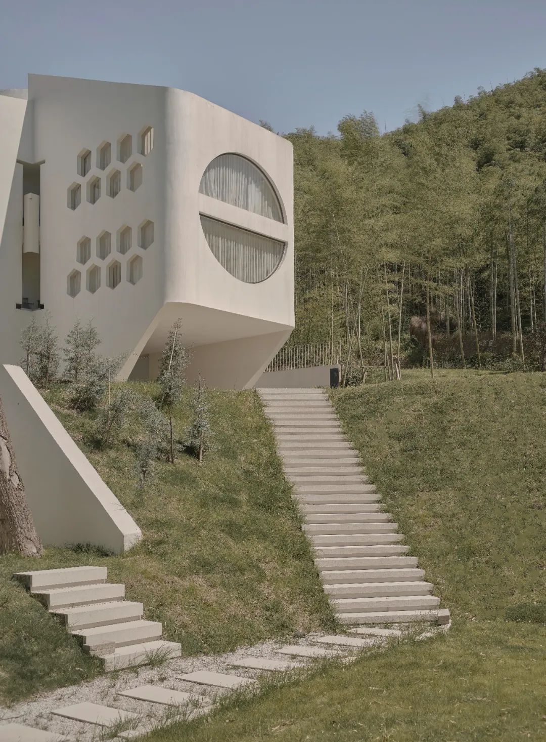 丁鹏文：莫干山的天外来物-荒序民宿丨中国湖州丨尔我空间设计研究室-10