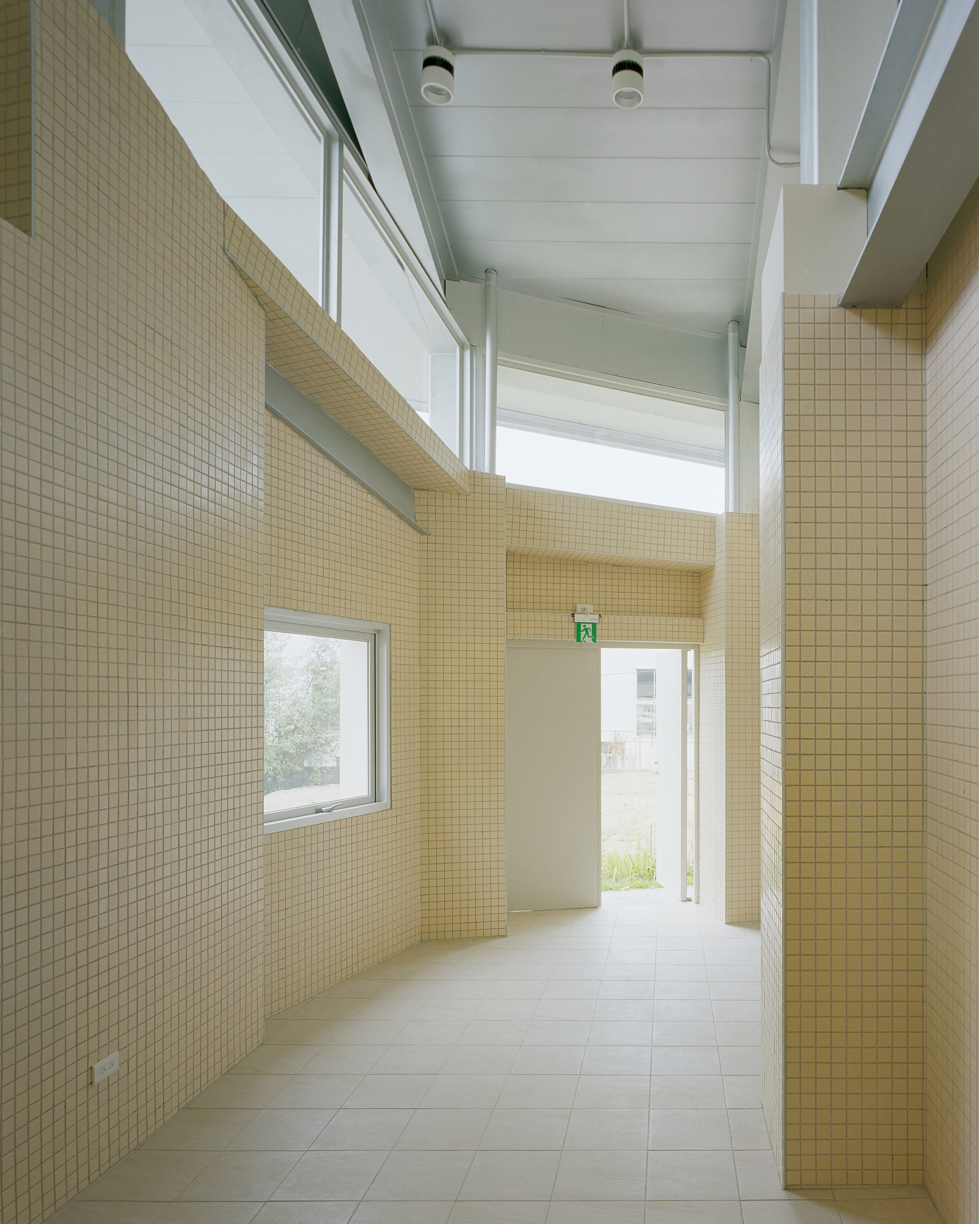 Hilltop House / Office Archipel-17