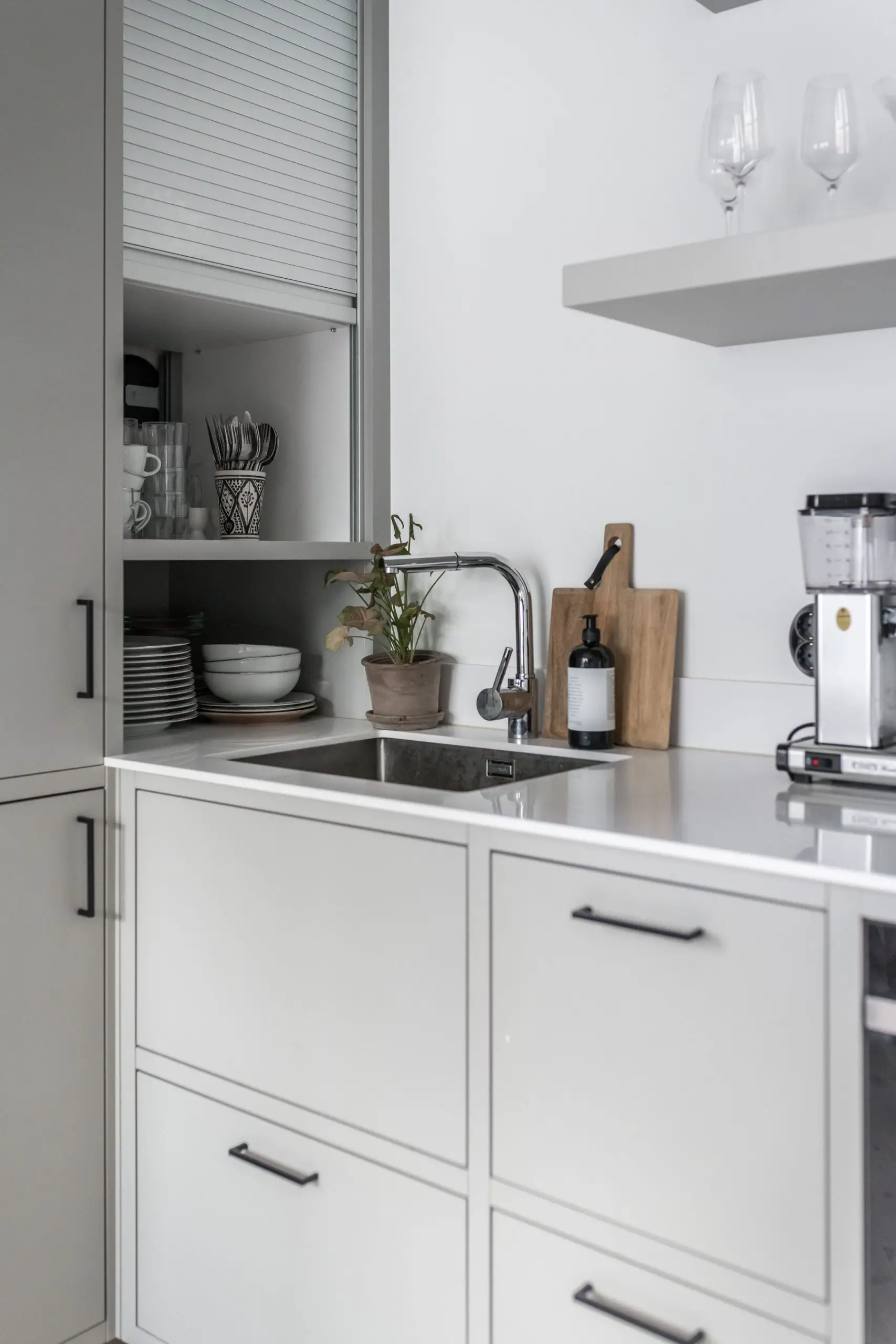 35m2 灰色调瑞典工作室公寓设计-5