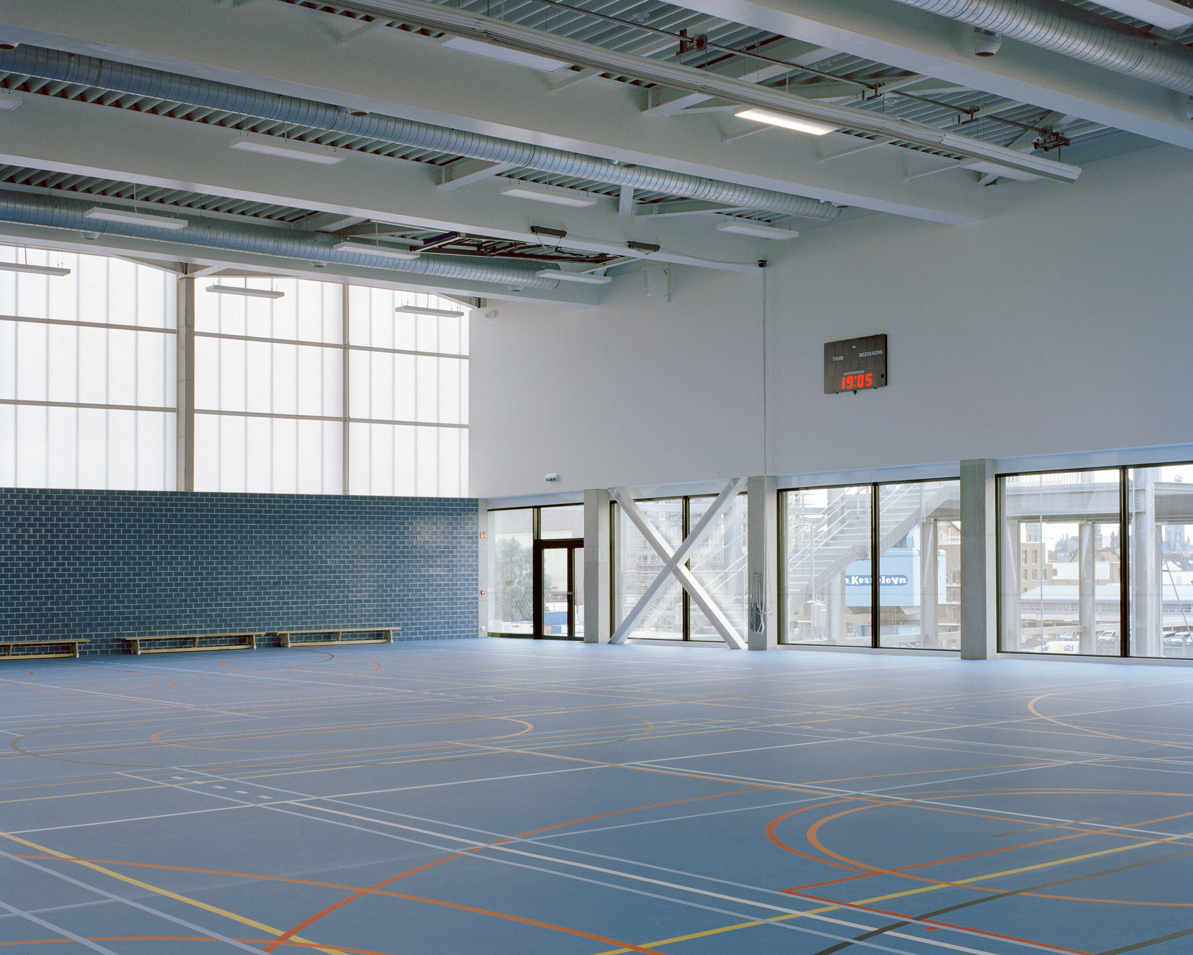 比利时五层空间高效利用的学校设计-34