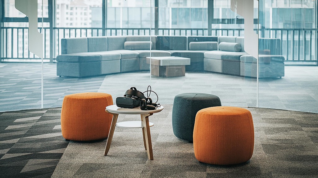 时代公园的 HUYA 总部 | 互动沉浸式游戏直播空间-2