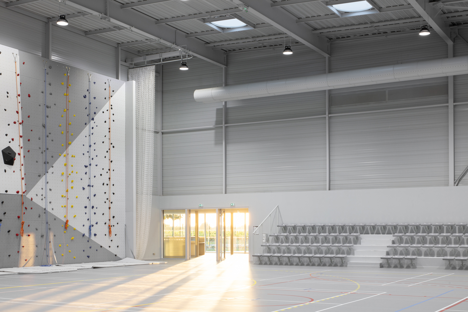 法国拉切斯奈体育馆丨博洪伯特建筑公司-25