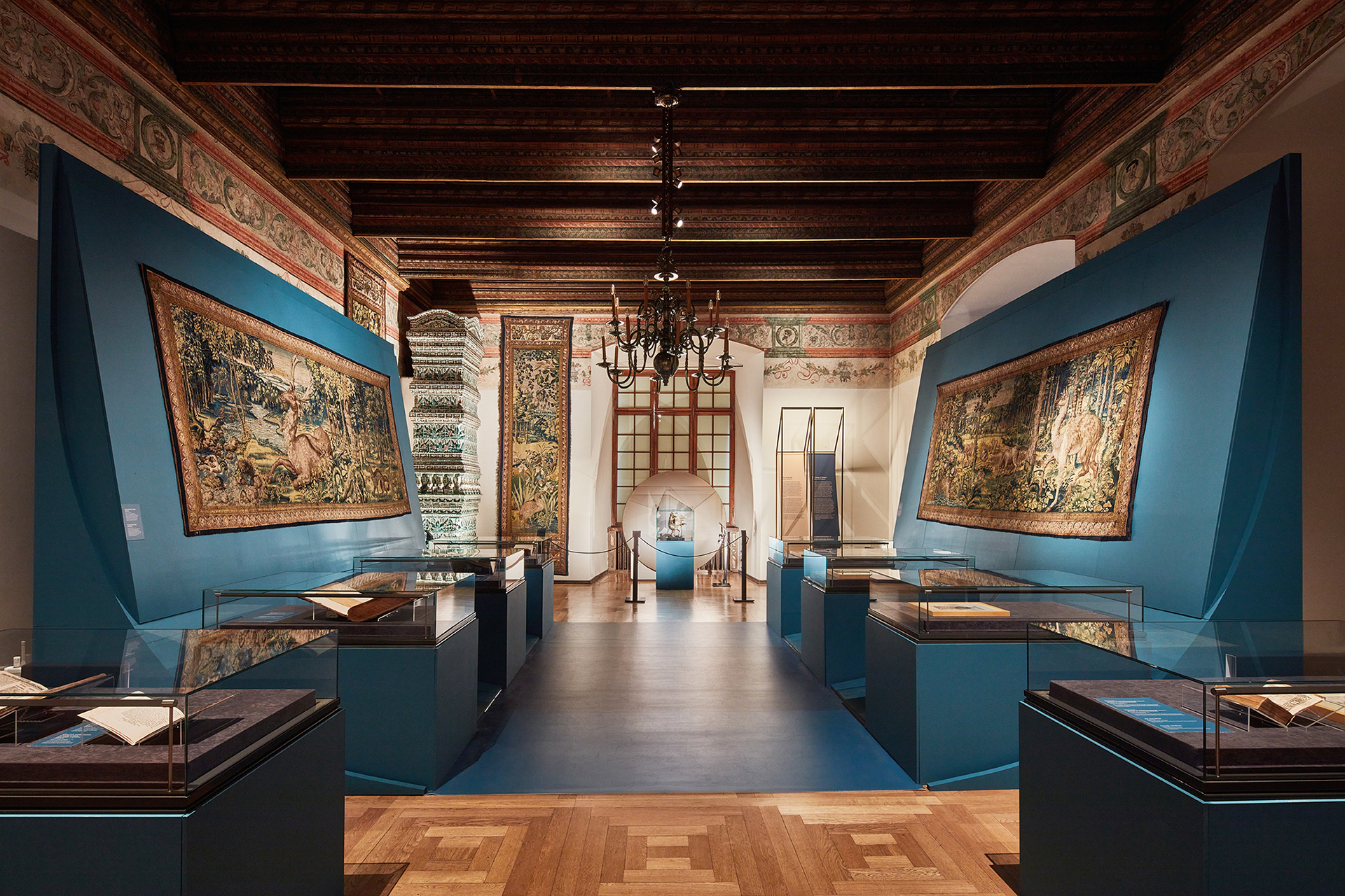 Image of the Golden Age 展览设计丨波兰丨Adam Orlewicz,PhD-21