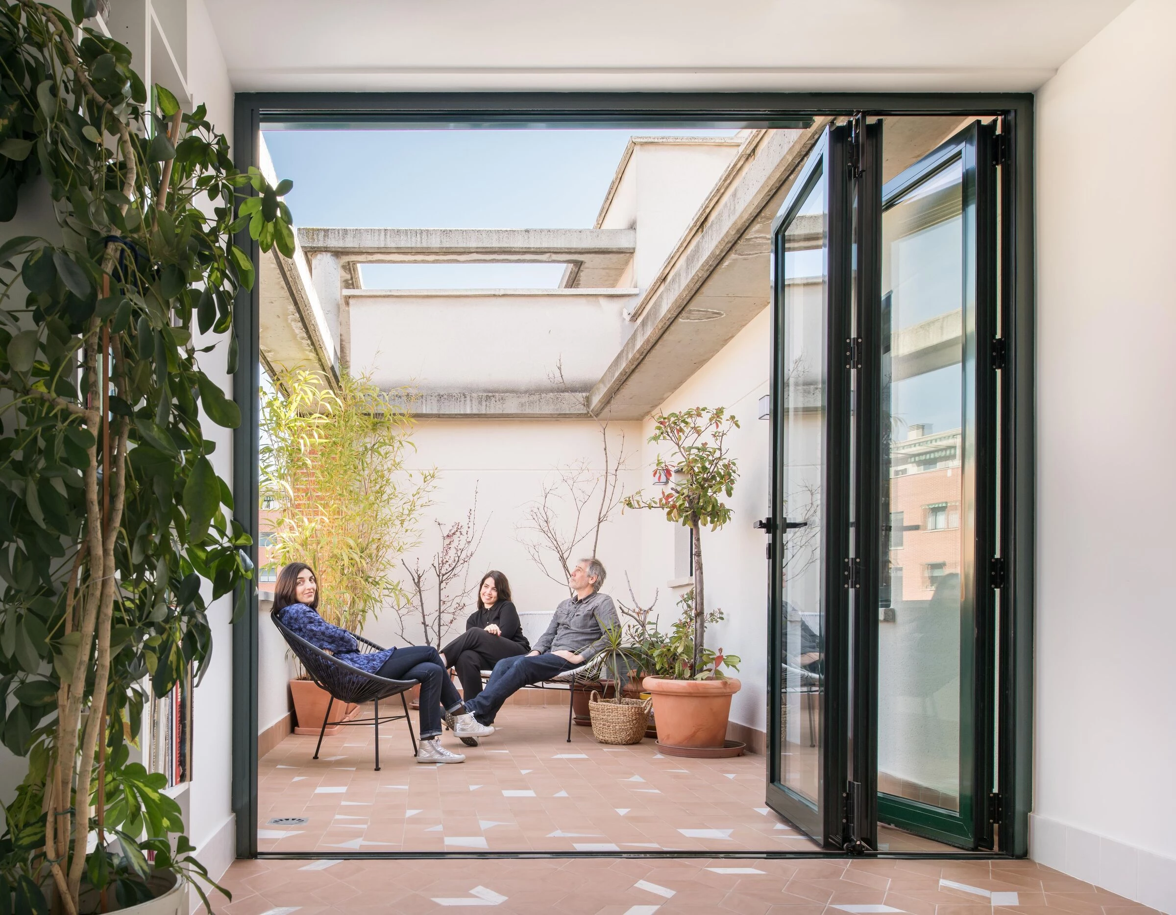 阳光下的双露台公寓丨西班牙马德里丨PuertoyMartín Architects-36