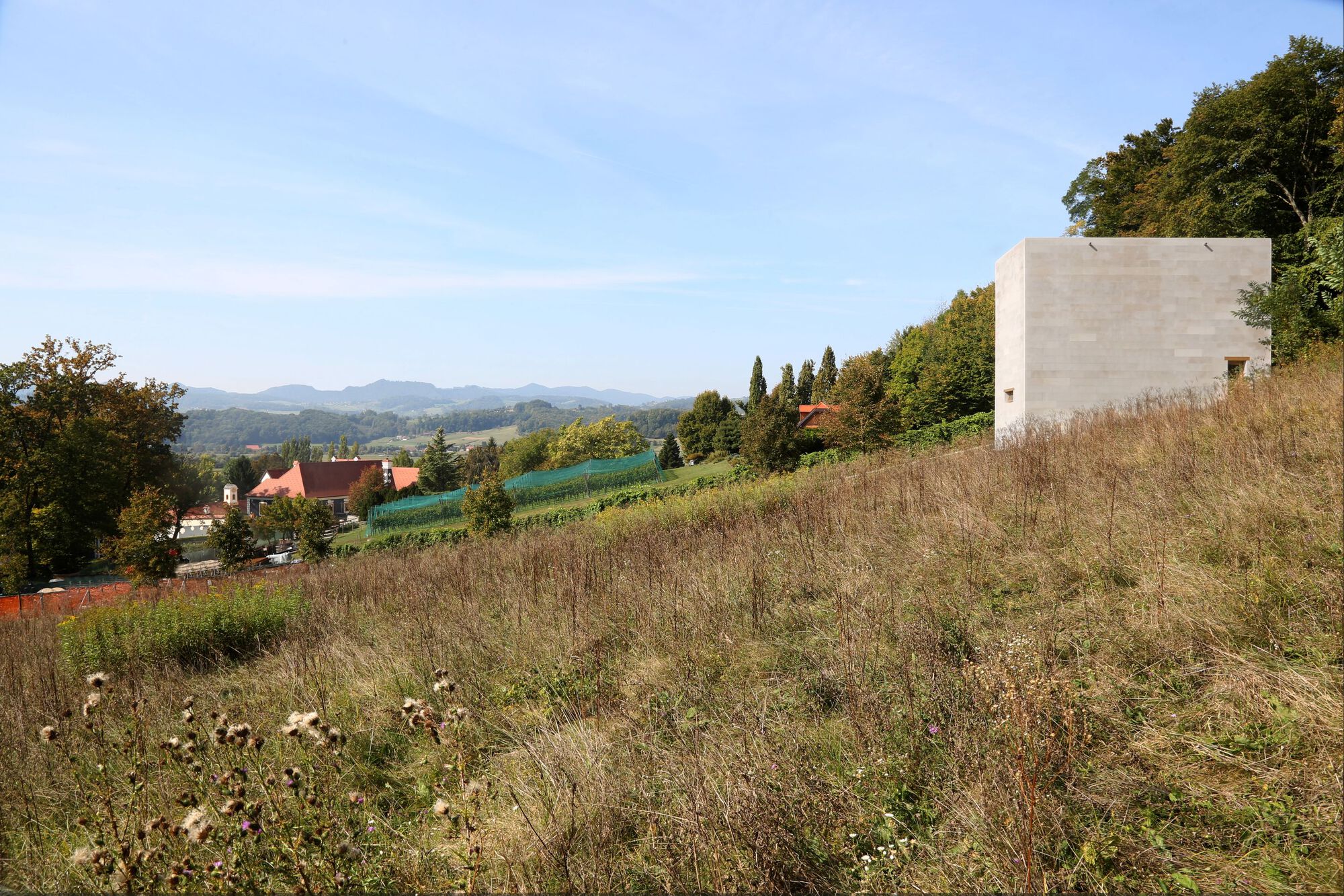 Chapel in Miljana / Álvaro Siza Vieira-36