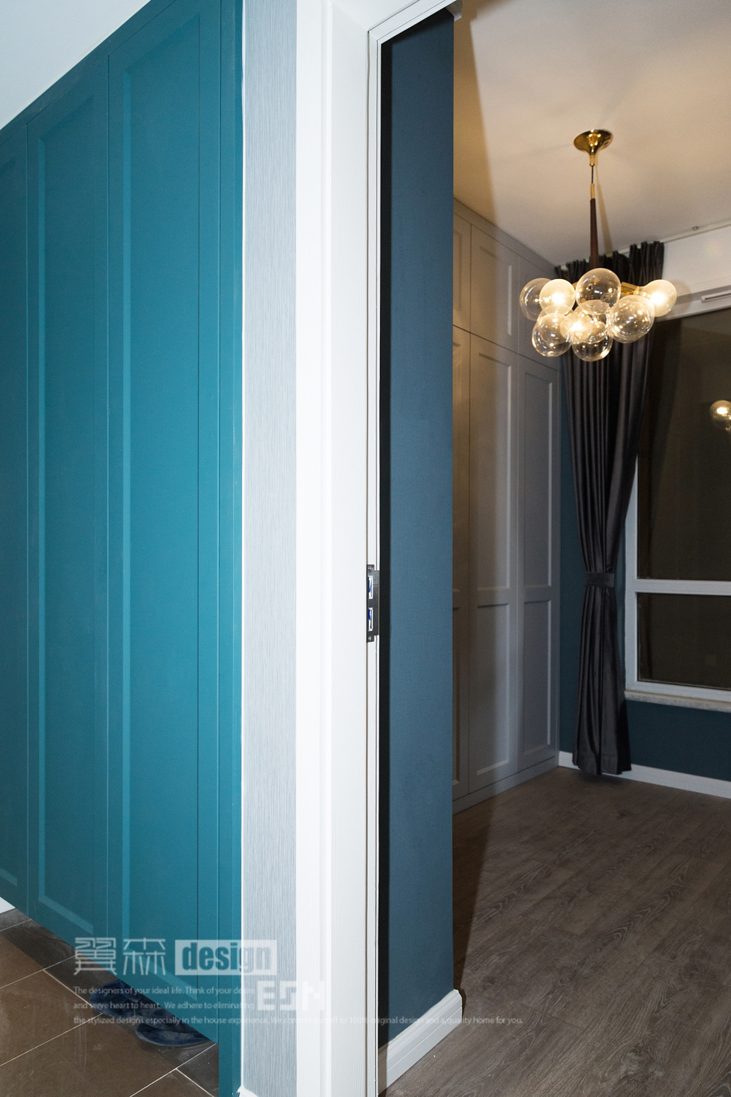 精装房逆袭,浪漫轻奢空间的软装魔法-10