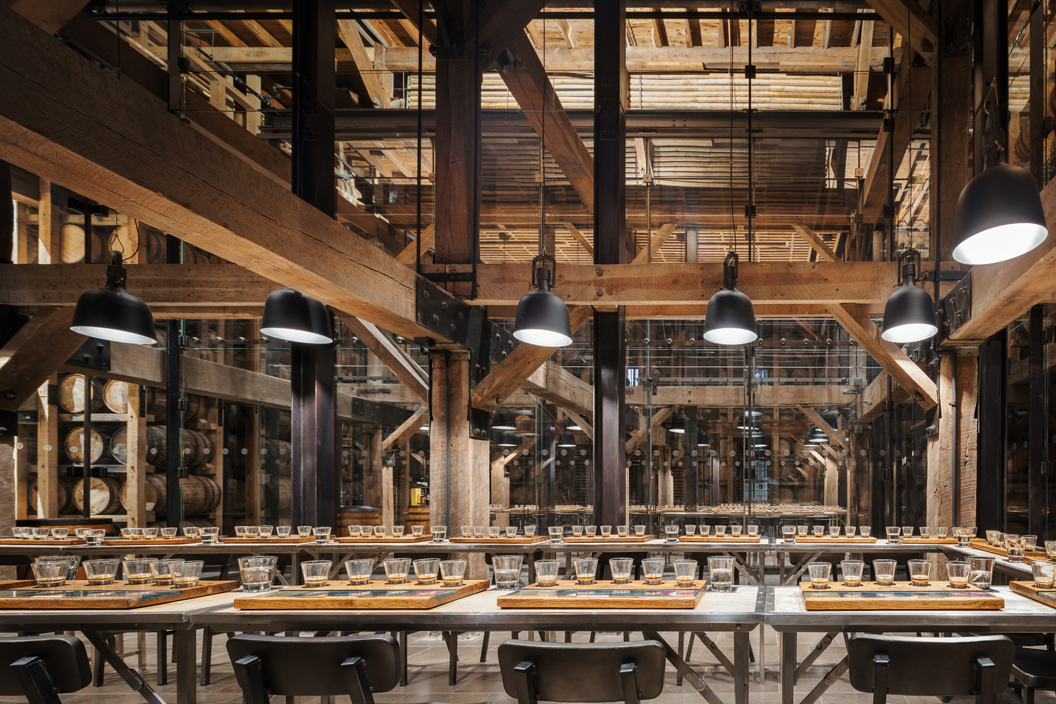 Jack Daniel’s Barrel House 1-51