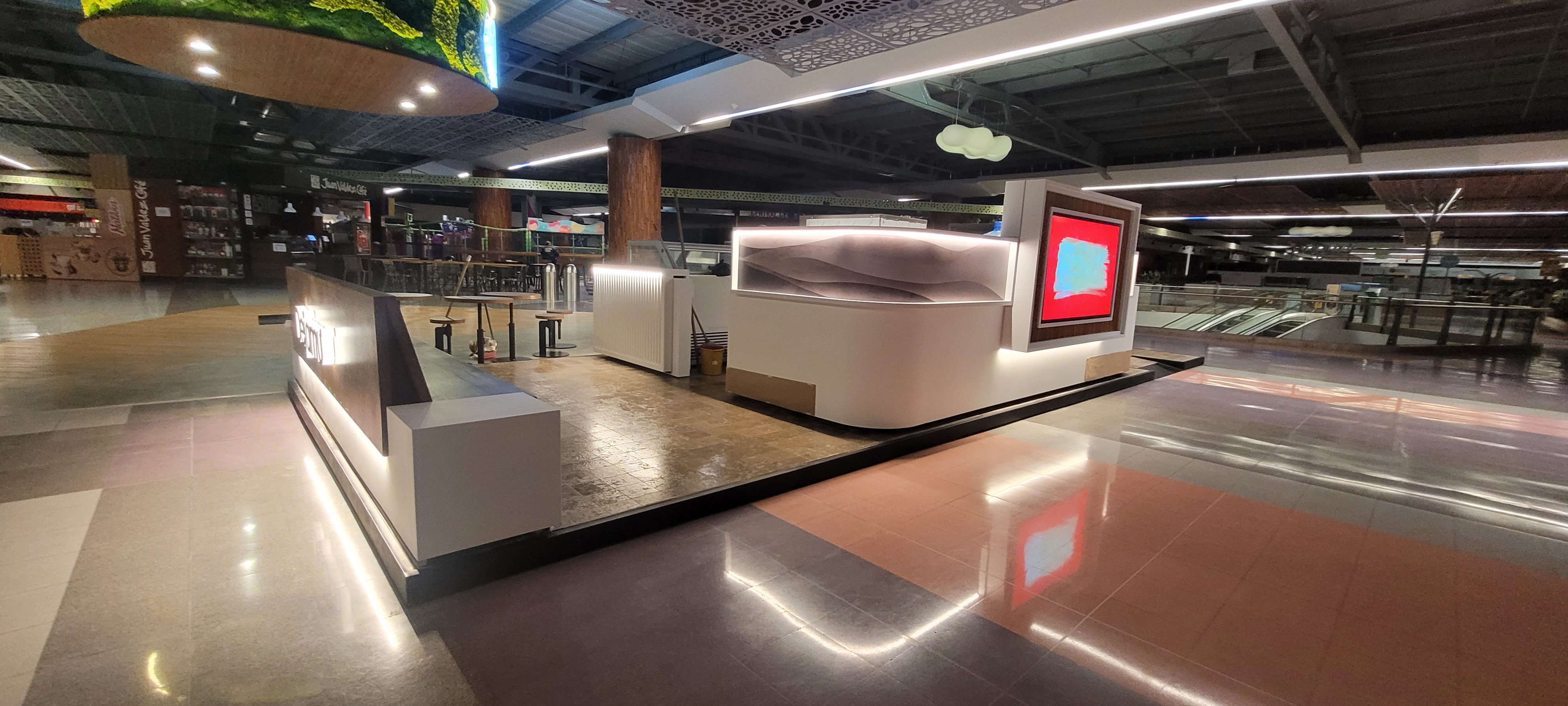 Isla Plaza Central - Dejamu-13