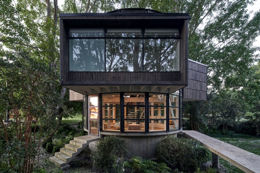 智利湖畔的圆形玻璃屋丨Izquierdo Lehmann 工作室-2