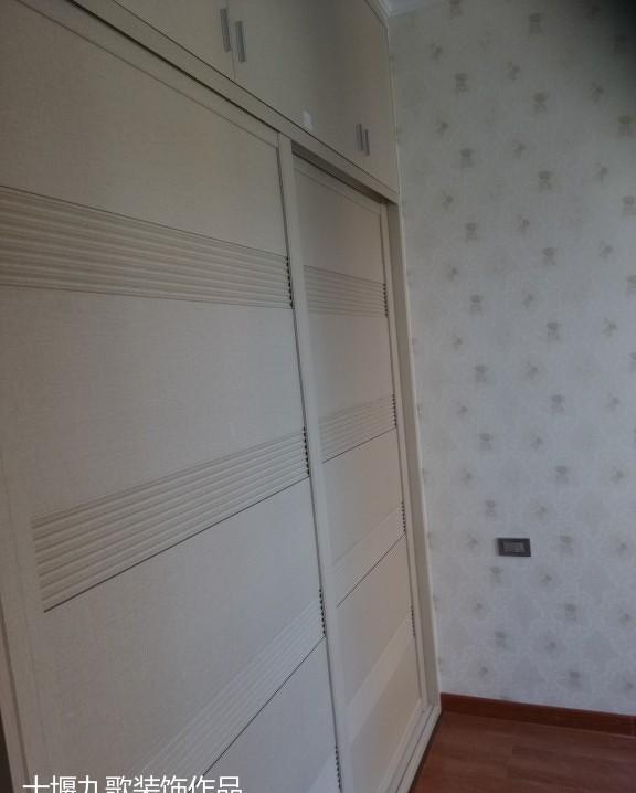 十堰九歌装饰公司现代简约风完工案例-76