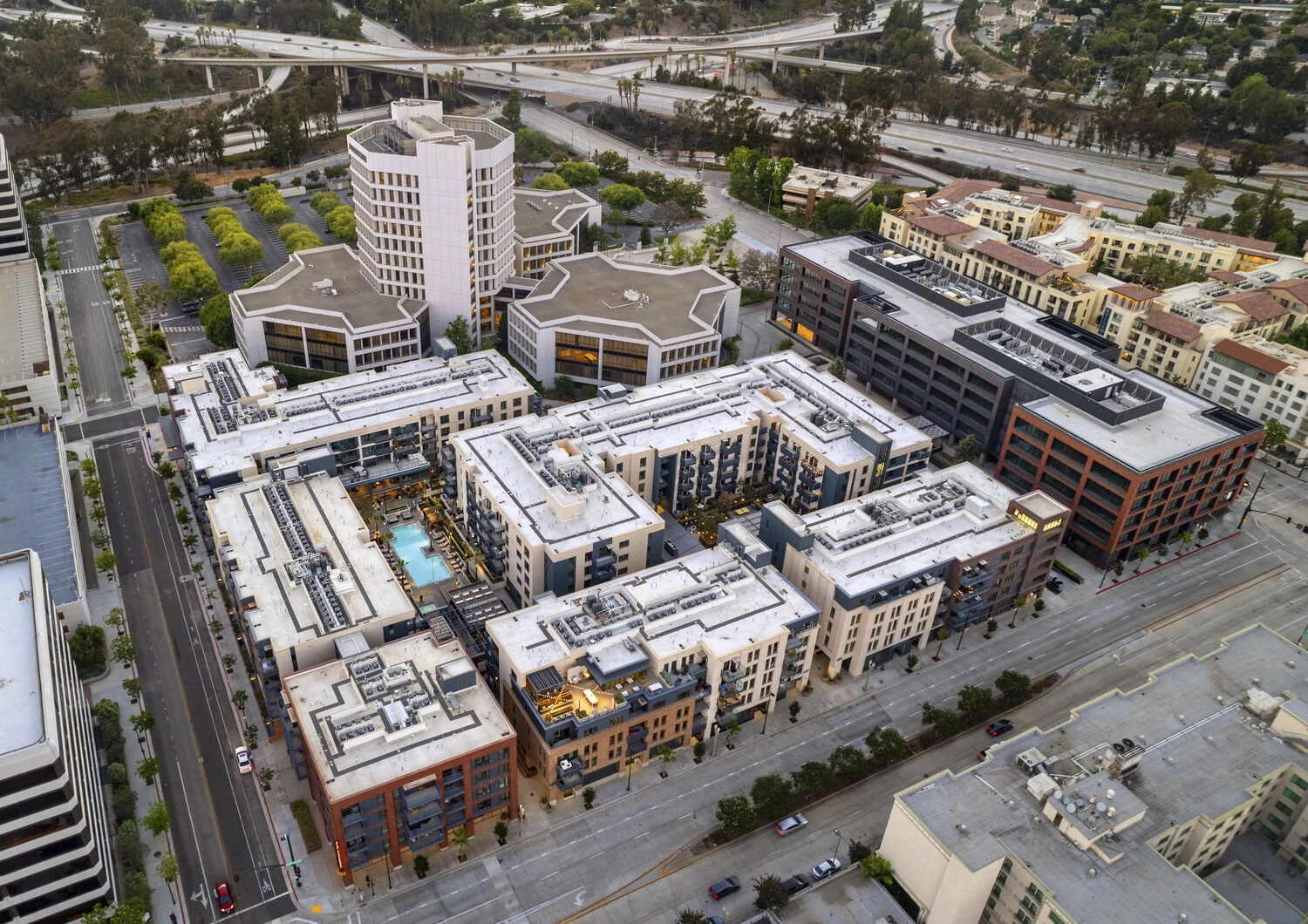 安姆利老帕萨迪纳丨美国加利福尼亚丨HED-12