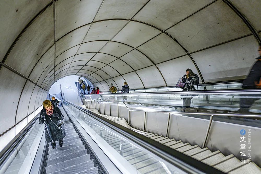 古根海姆博物馆 · 工业城到文化之城的华丽蜕变丨西班牙丨弗兰克·盖里-83