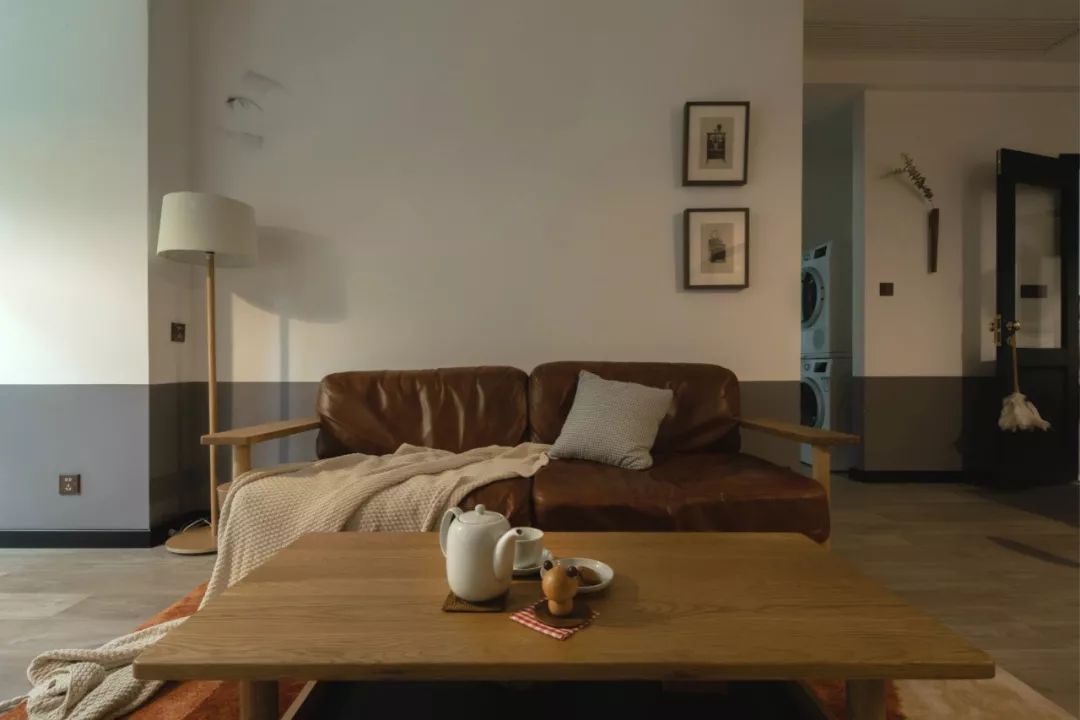 成都 72㎡度假风住宅 | 原木元素与低饱和度色彩的完美结合-25