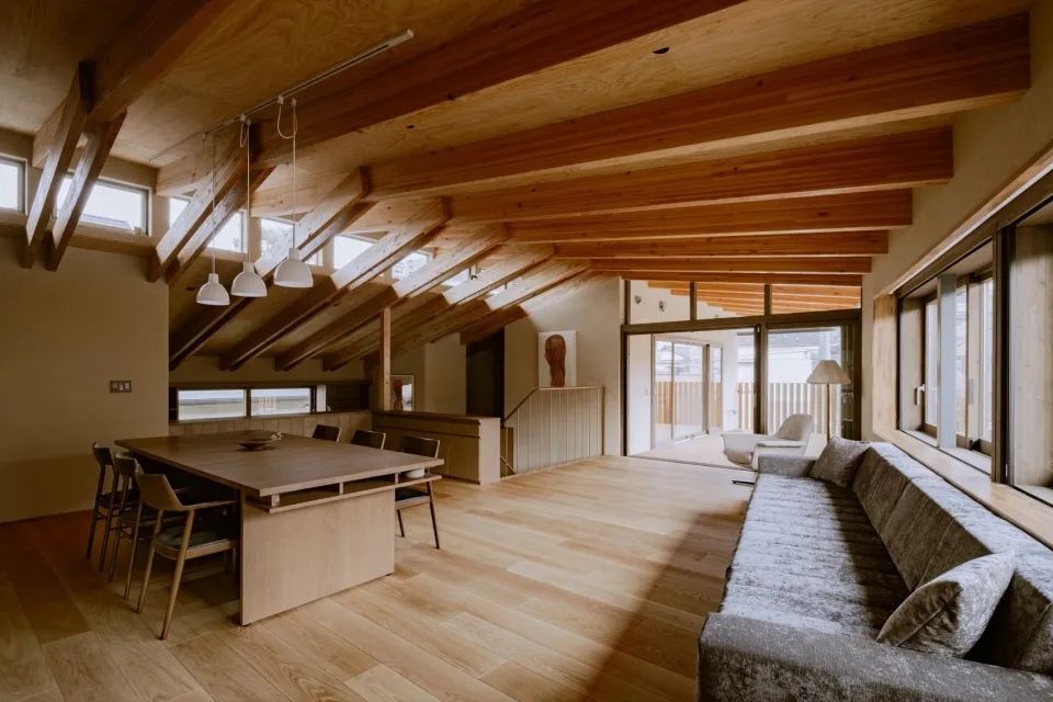 小大＋磯田和明｜日本八雲の家-165