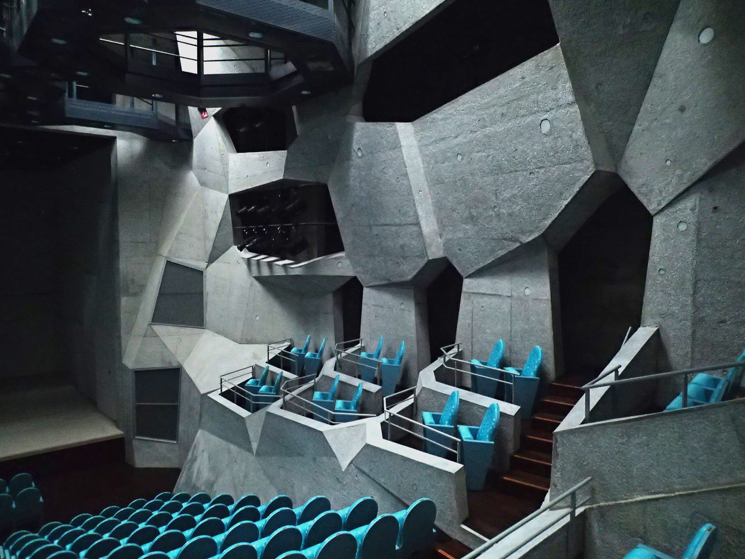 八丈市政府大楼与礼堂-17