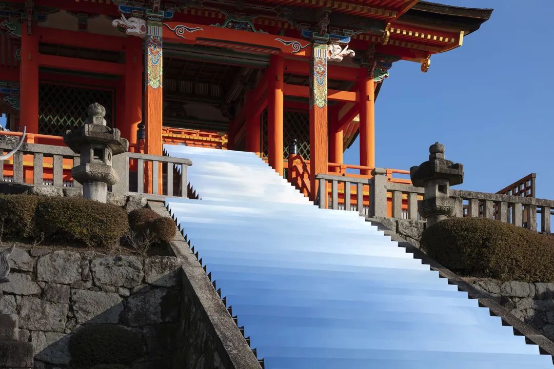 清水寺阶梯上的天空 · nendo 的镜面艺术装置丨日本京都-42
