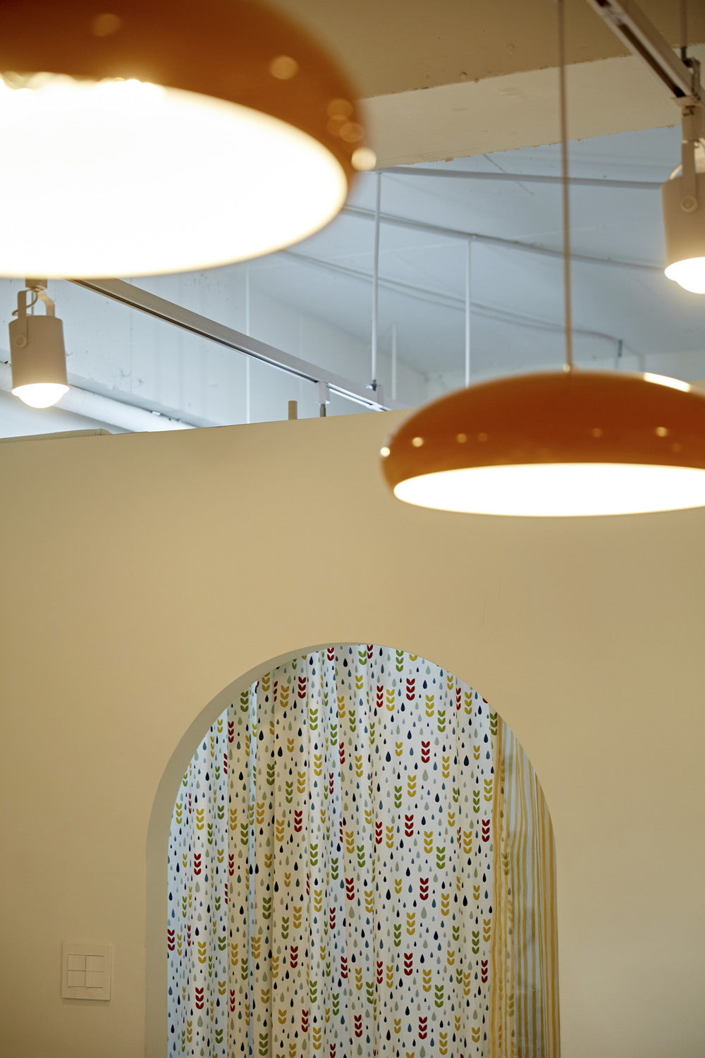 首尔潮流彩色点心的温馨小店-15