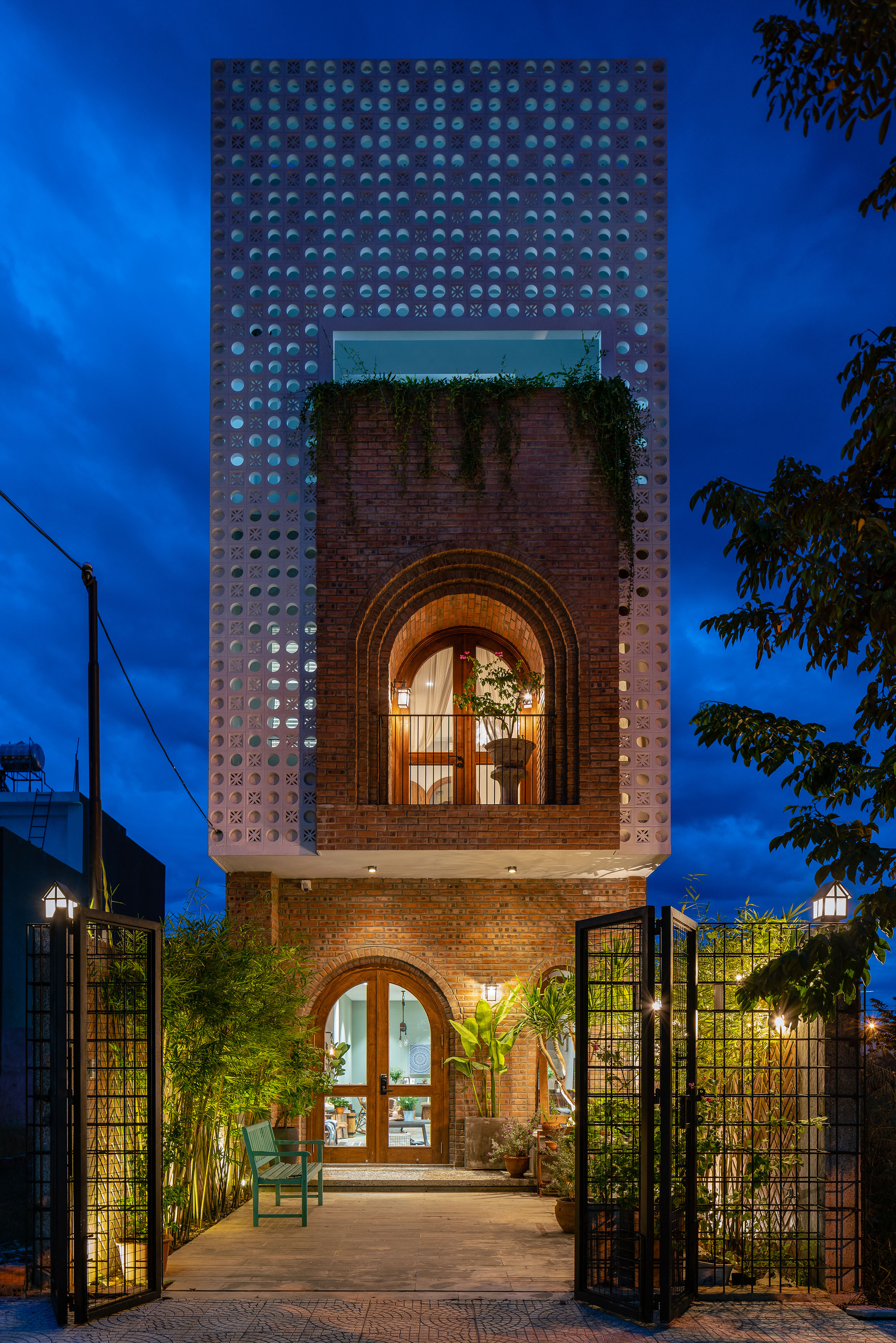 柱状房屋·河边柱状房屋-29